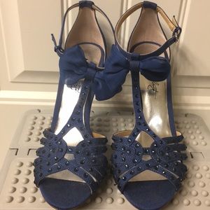 ABS t straps with bow and rhinestones detail